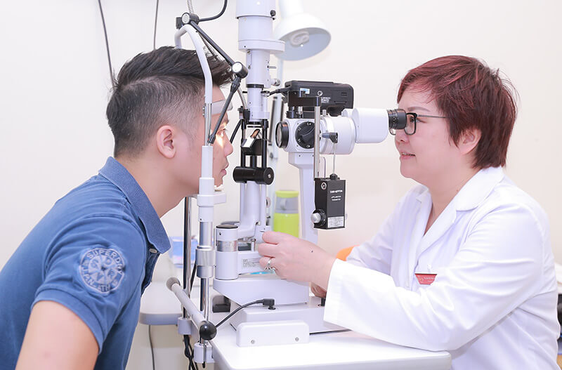 <em>Hệ thống máy móc hiện đại được trang bị tại khoa mắt Phương Nam</em>